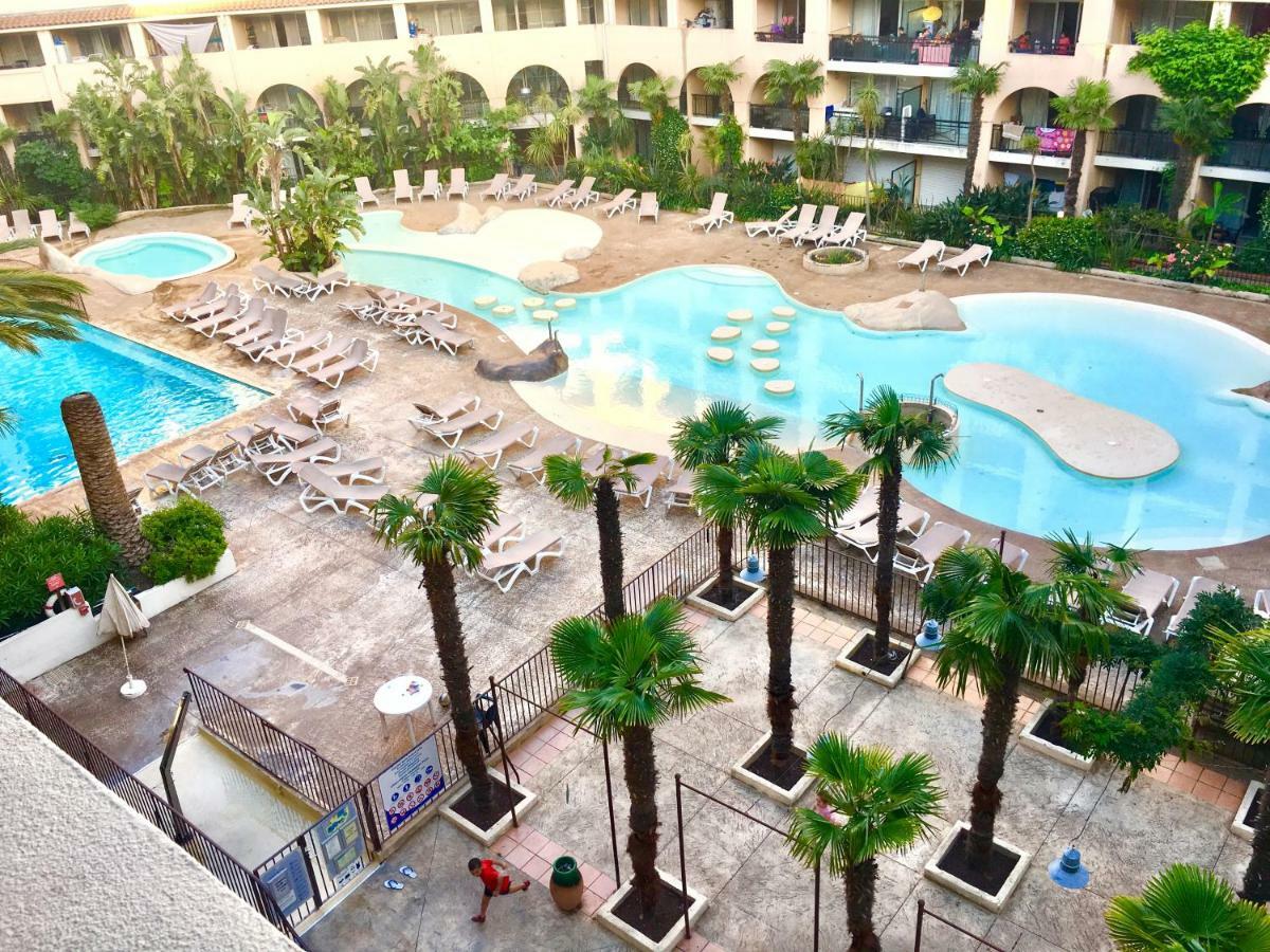 Cannes Pool & Beach エクステリア 写真